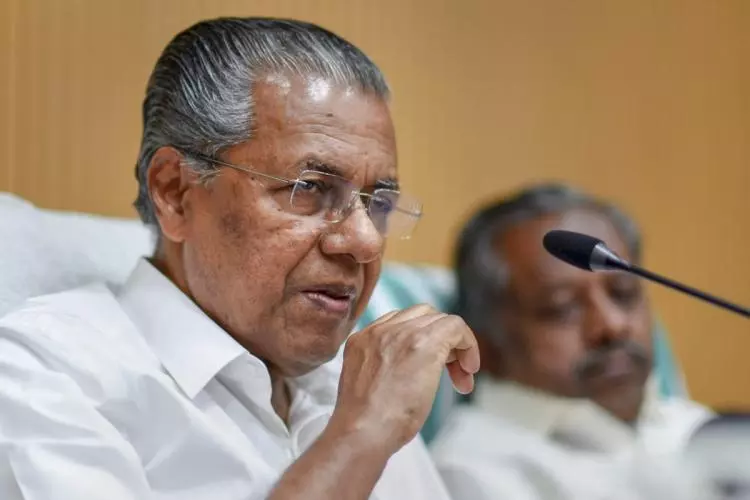 ശനിയും ഞായറും ലോക്ഡൗണിന് തുല്യം, അ​വ​ശ്യ​യാ​ത്ര​ക്ക് സ​ത്യ​വാ​ങ്മൂ​ലം ക​രു​ത​ണം: മു​ഖ്യ​മ​ന്ത്രി