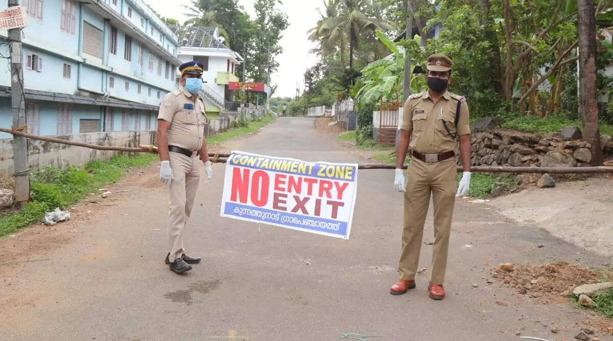 ലോക്ഡൌണ്‍ മേയ് 23 വരെ നീട്ടി; നാല് ജില്ലകളില്‍ ട്രിപ്പിള്‍ ലോക്ഡൌണ്‍