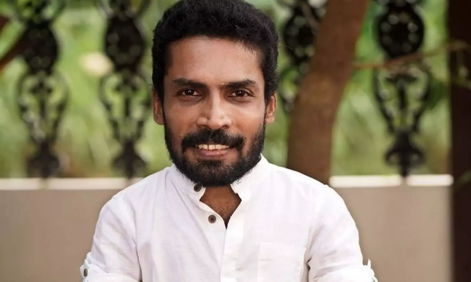 നടൻ ഗിന്നസ് പക്രു സഞ്ചരിച്ച കാർ അപകടത്തിൽപ്പെട്ടു