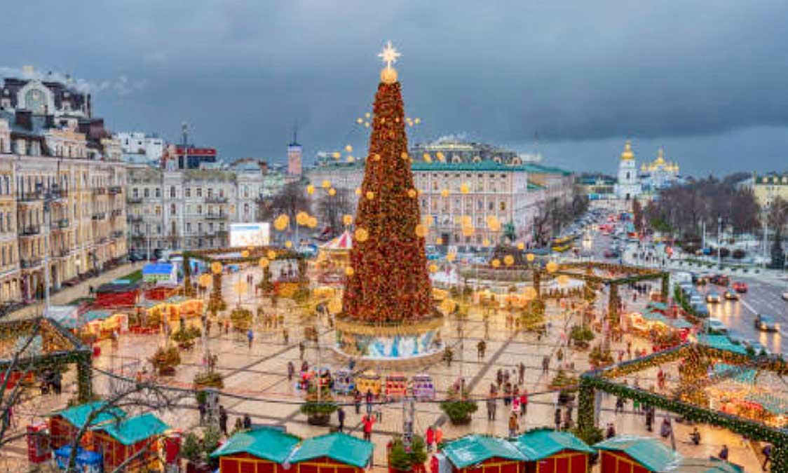Ukraine Changes Christmas Date to January 7, 2024 in Symbolic Break