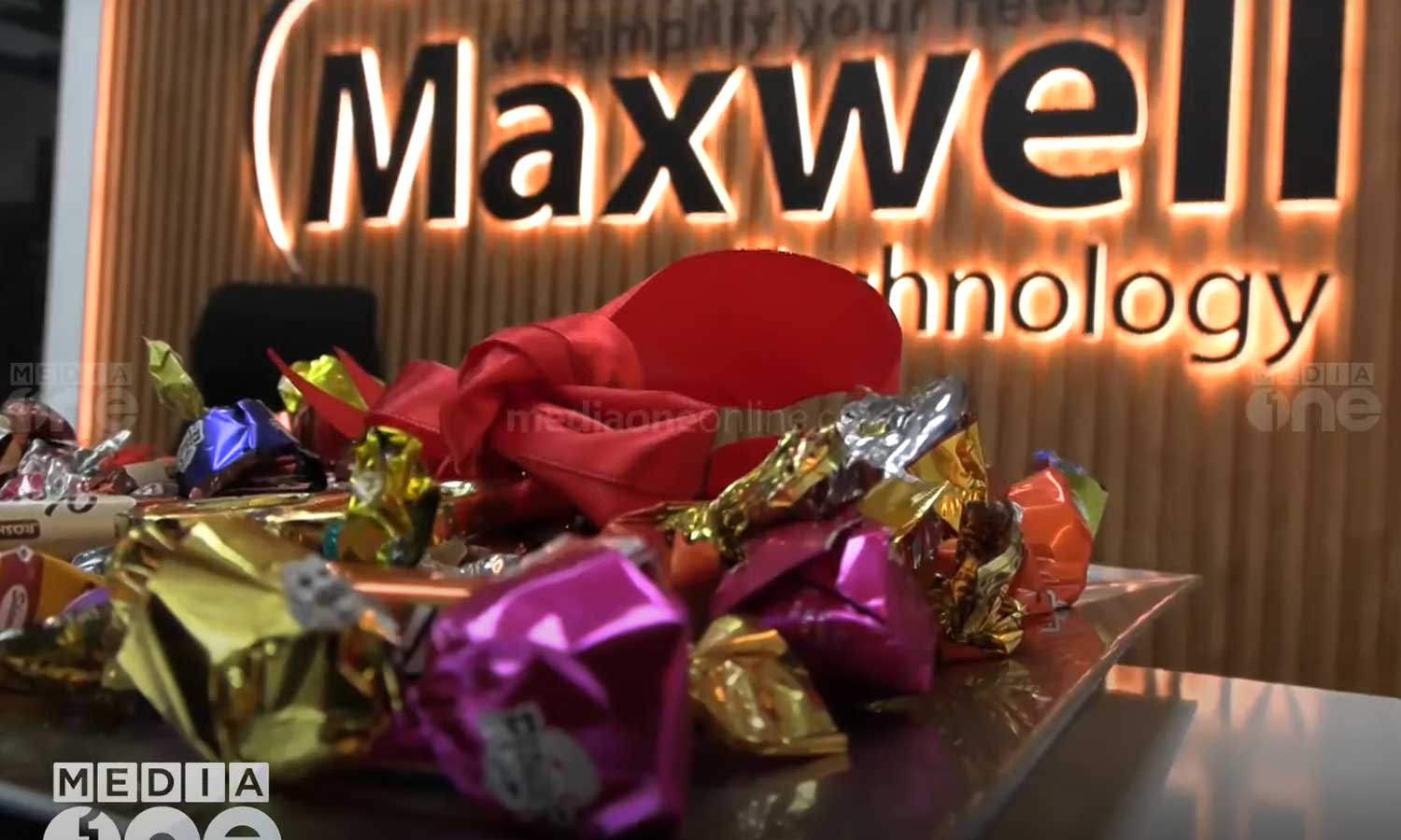 Maxwell Technology Exclusive Service Center for Apple Phones and Devices in Qatar