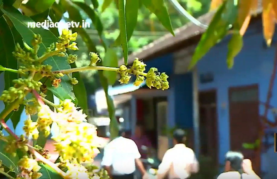 തകഴിയുടെയും വയലാറിന്റെയുമൊക്കെ താവളമായിരുന്ന നീലഗിരി ലോഡ്ജ് ഓര്‍മയാകുന്നു