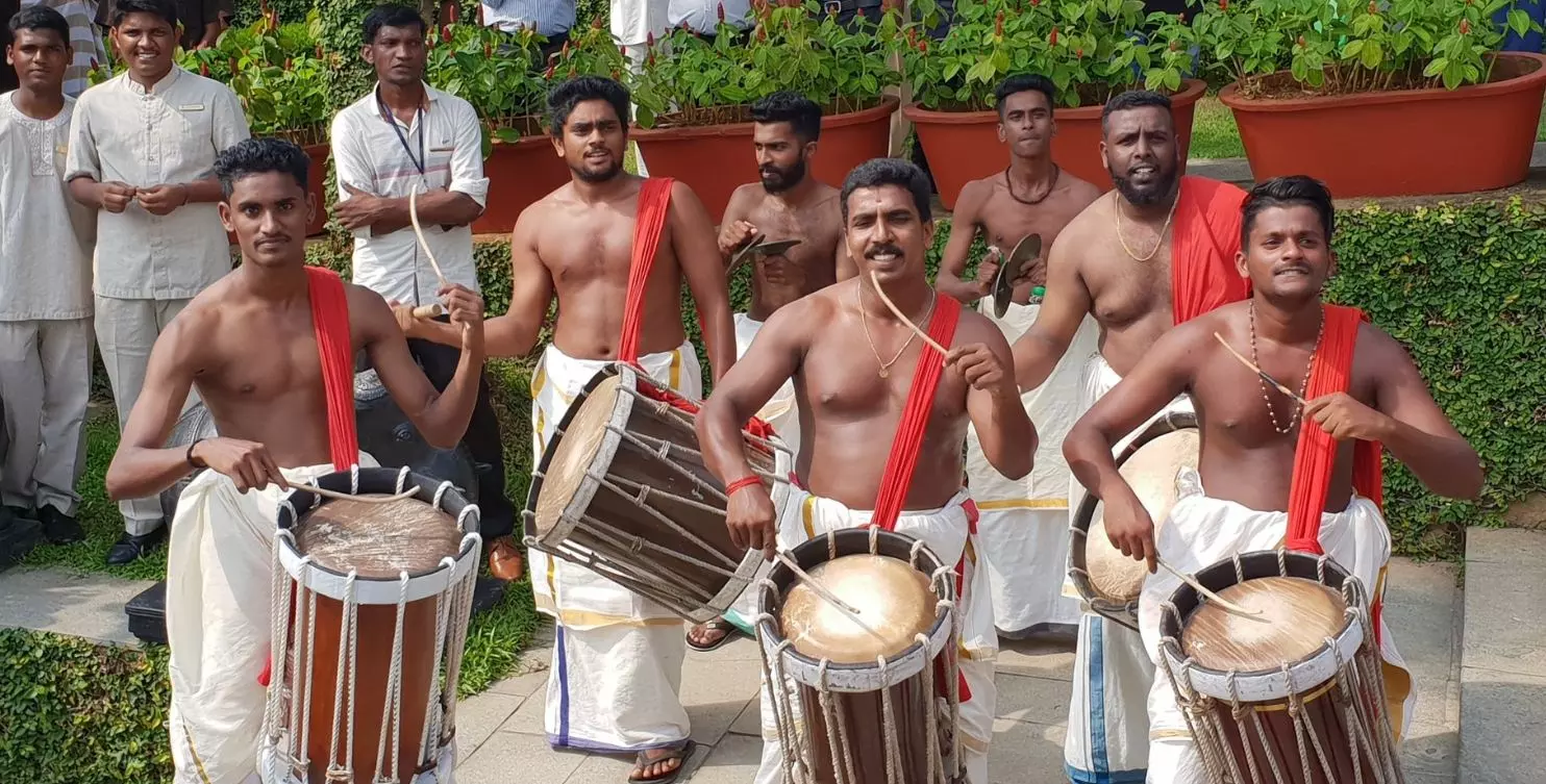 നാട്ടിലെത്തിയത് പോലെ...തിരുവനന്തപുരത്തെ സ്വീകരണത്തില്‍ അല്‍ഭുതപ്പെട്ട് വിന്‍ഡീസ് 